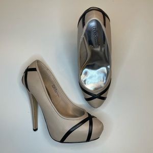 Shoedazzle Blush pumps